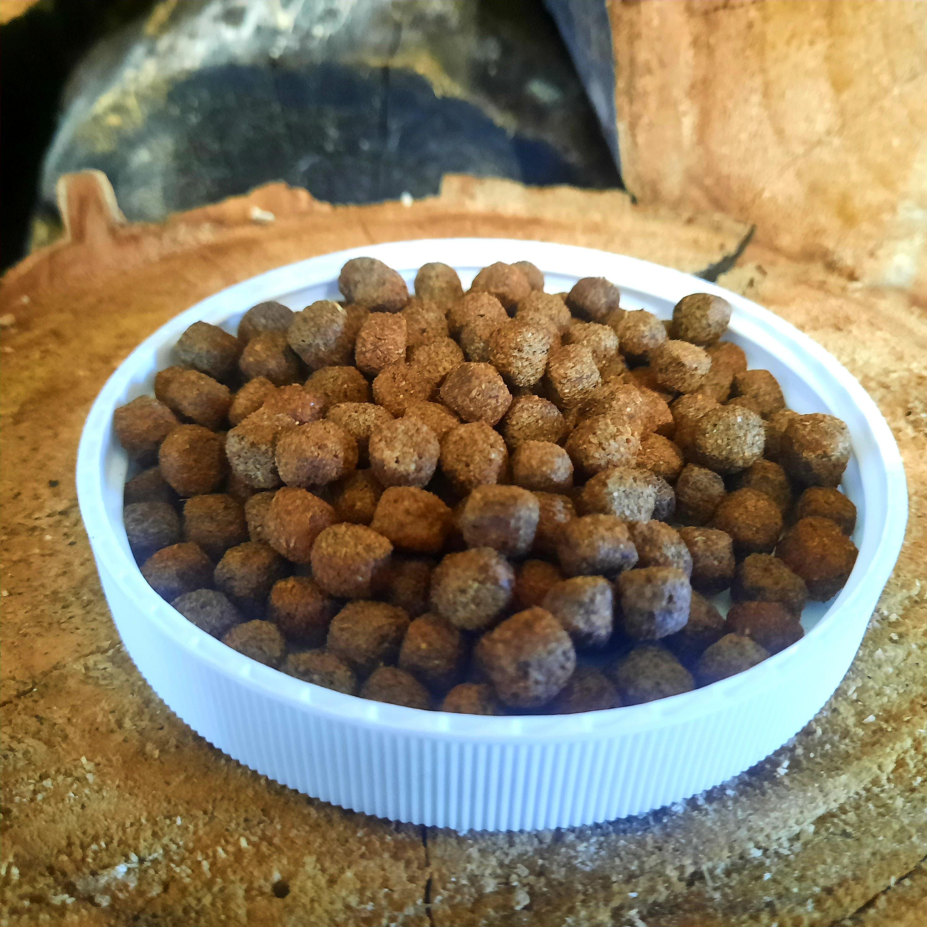 IronTrail's Smokehouse Smackdown Coon DP Bait - IronTrail Trapline Supply, LLC